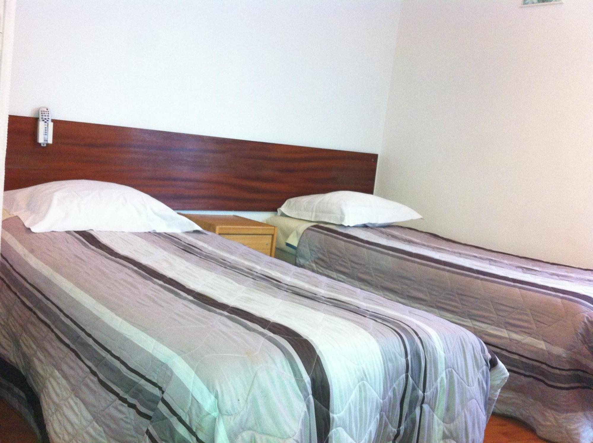 Hôtel Moderne Saint-Denis  Chambre photo