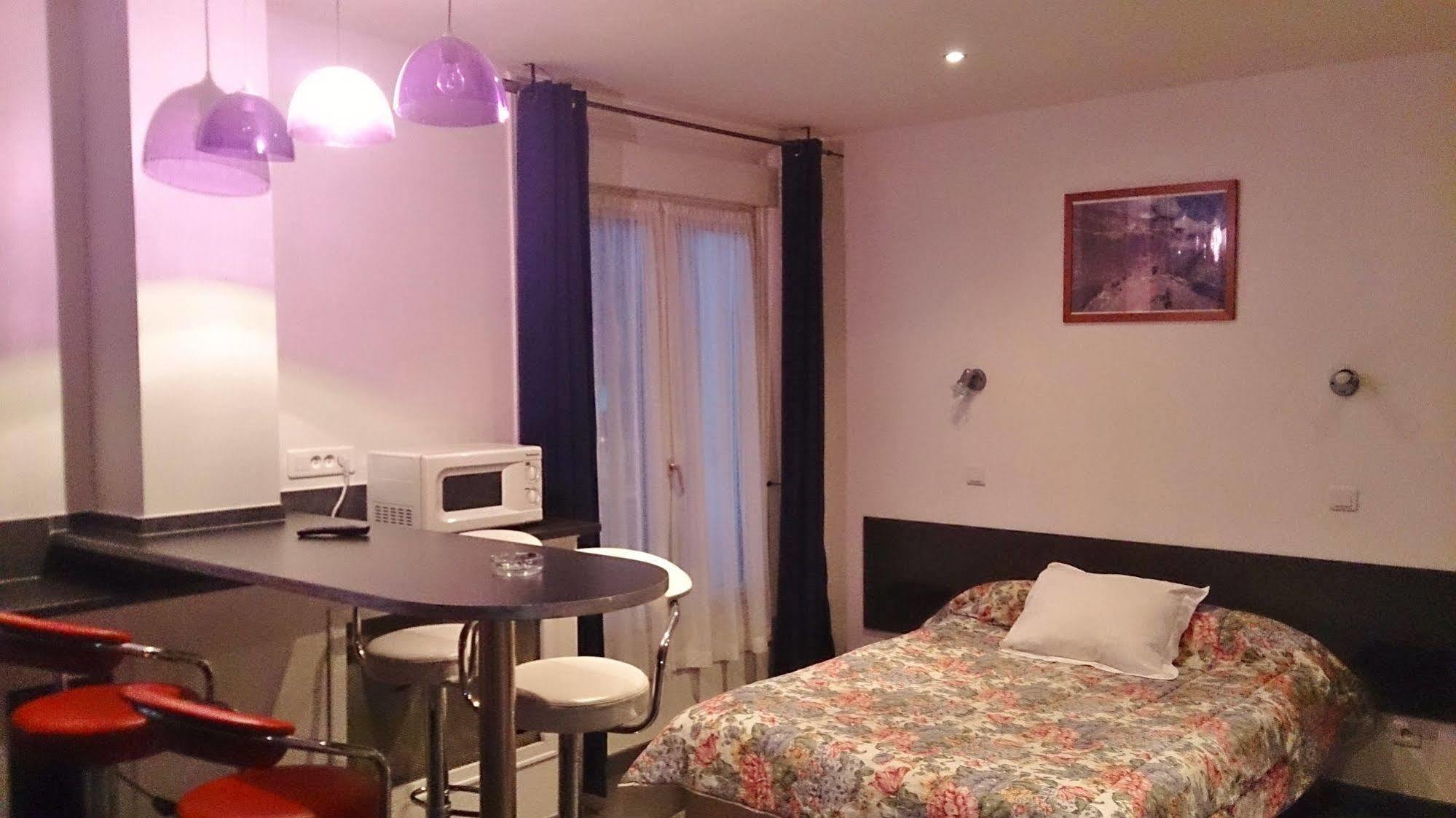 Hôtel Moderne Saint-Denis  Extérieur photo